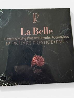 La Belle Flawless Matte Pressed Powder Foundation #2 Compact - New Sealed